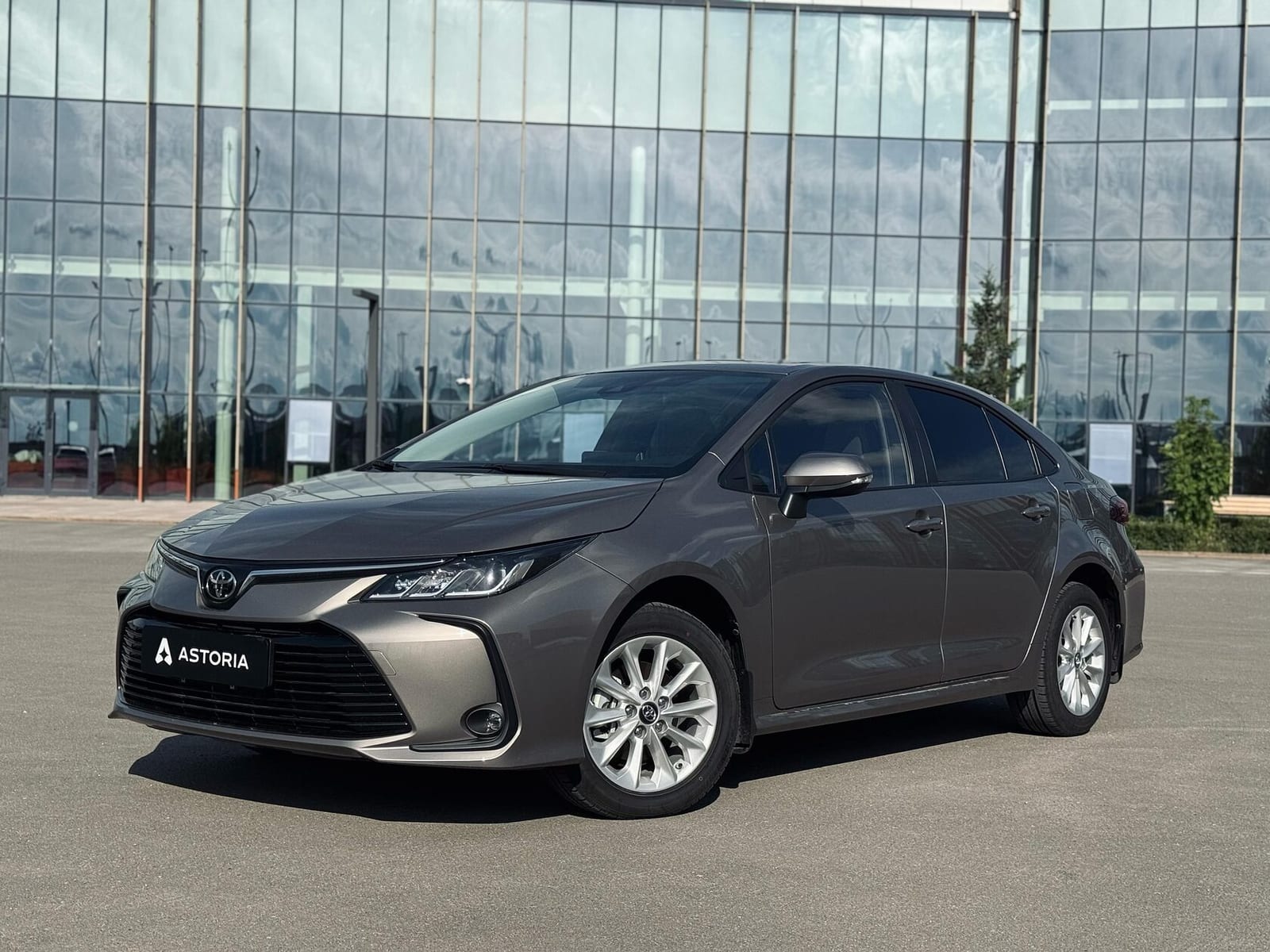 Toyota Corolla 2024 — аренда от 25500 Br/сутки