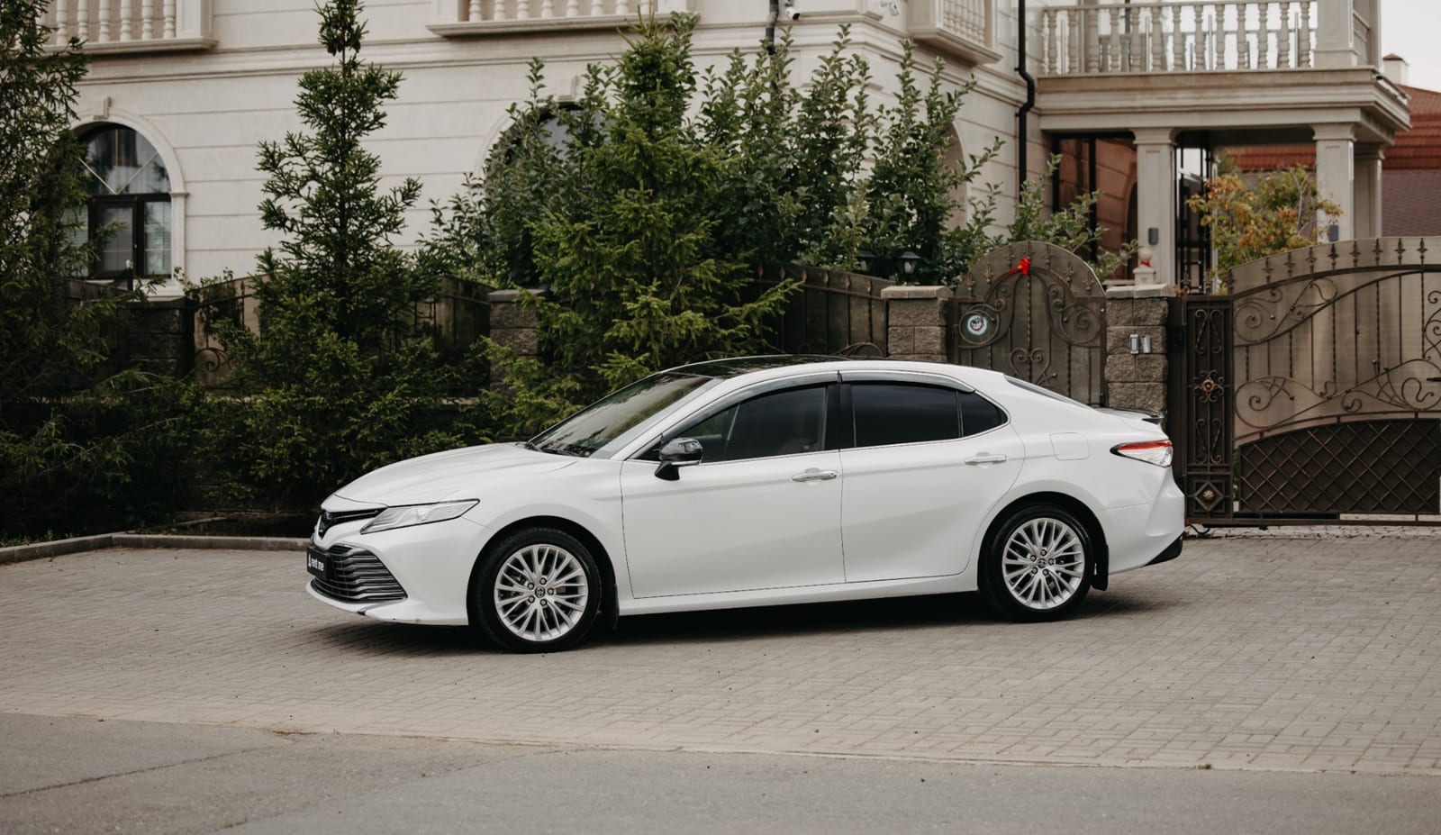 Toyota Camry 70 2020 — аренда от 29500 Br/сутки
