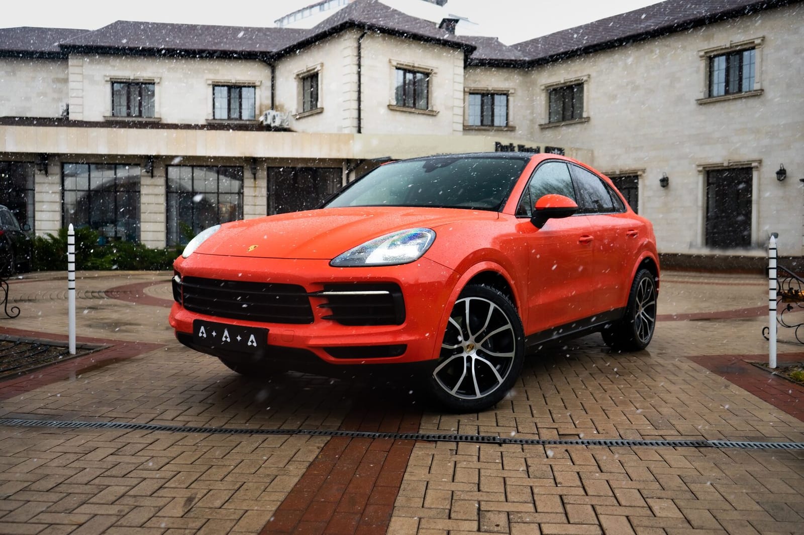 Porsche Cayenne Coupe 2020 — аренда от 200000 Br/сутки