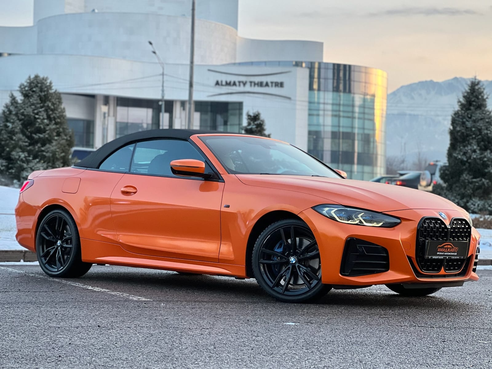 BMW M440i Cabrio 2022 — фото 3
