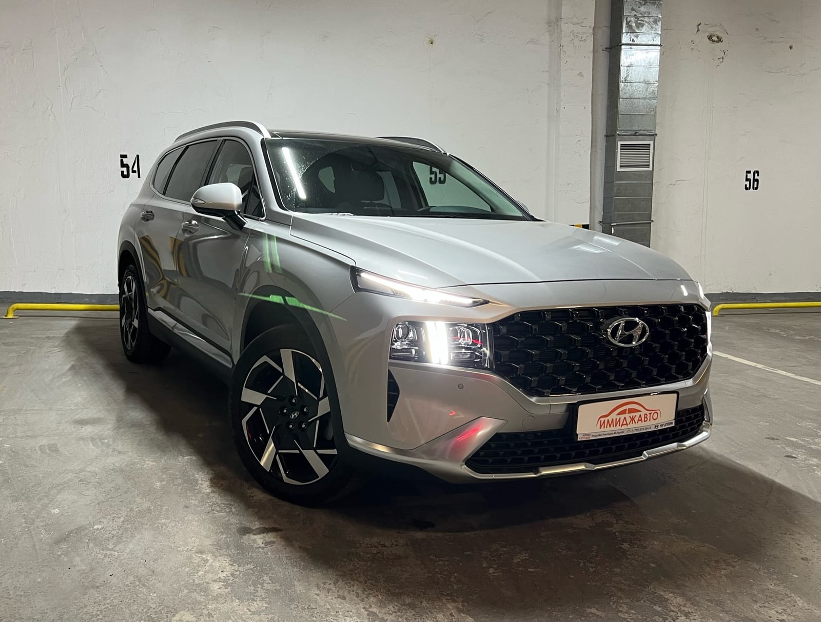 Hyundai Santa Fe 2022 — аренда от 50000 ₸/сутки