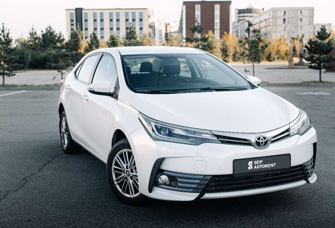 Toyota Corolla 2018 — фото 4