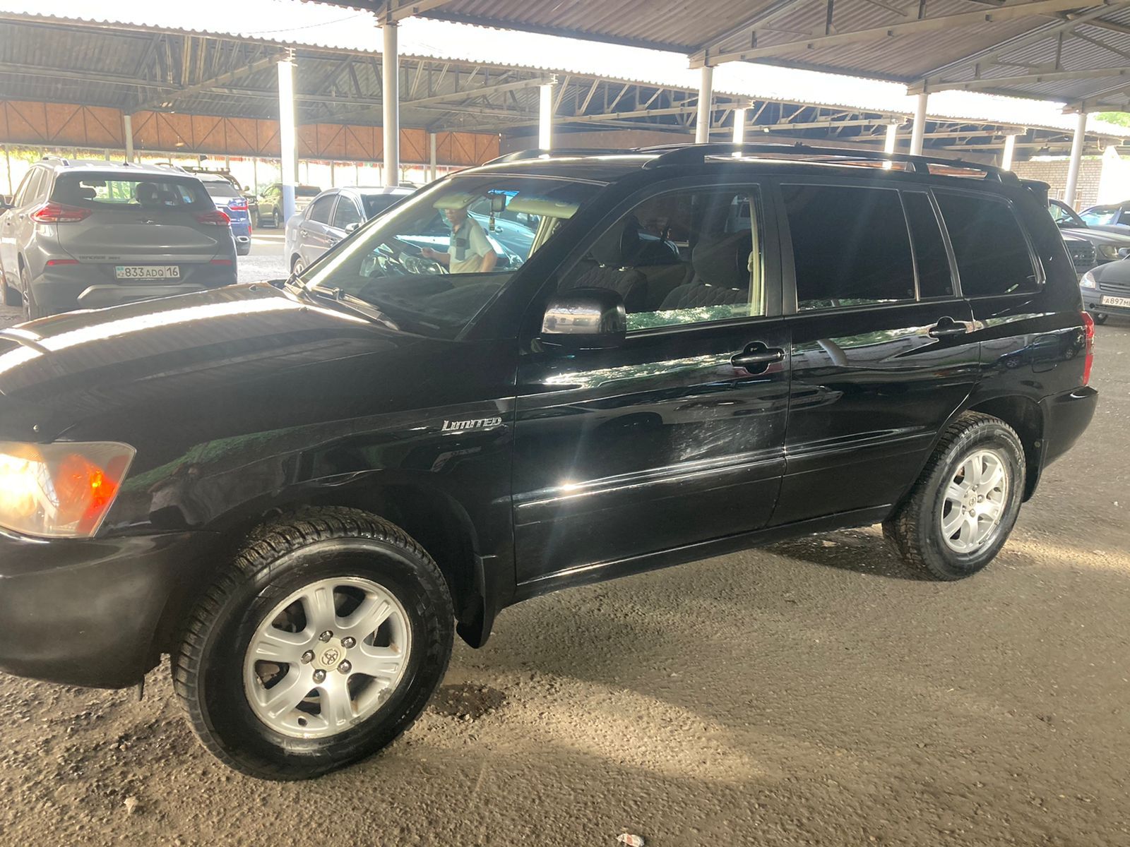 Toyota Highlander 2001 — аренда от 20000 Br/сутки