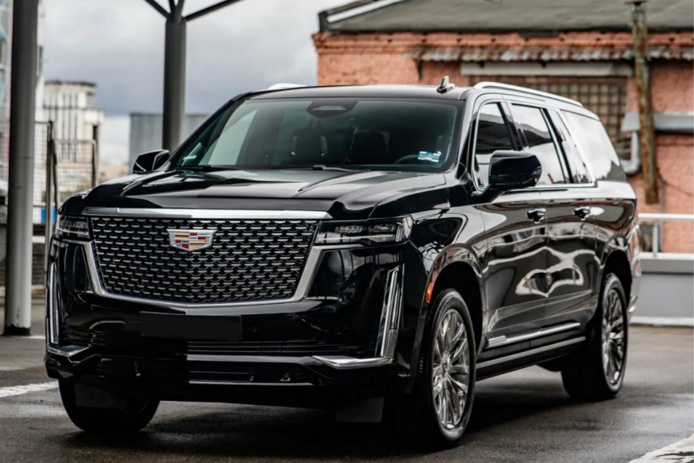 Cadillac Escalade 2021 — аренда от 300000 Br/сутки