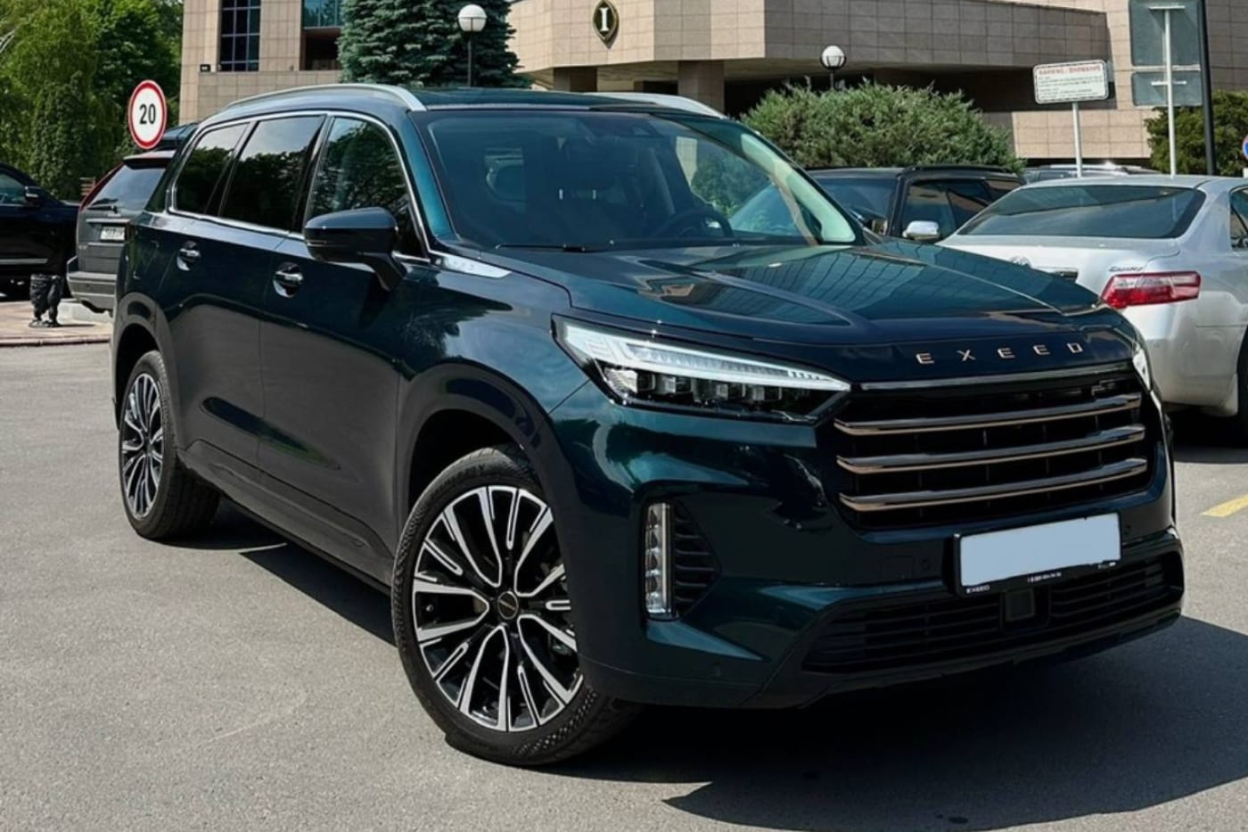Exeed VX 2023 — аренда от 80000 ₸/сутки