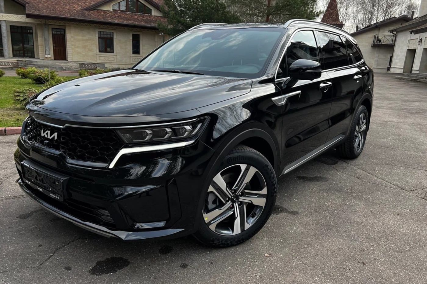 Kia Sorento 2022 — аренда от 48000 Br/сутки