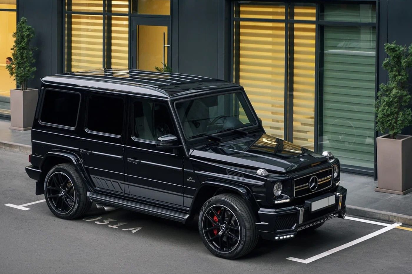 Mercedes-Benz G63 AMG 2016 — аренда от 150000 Br/сутки