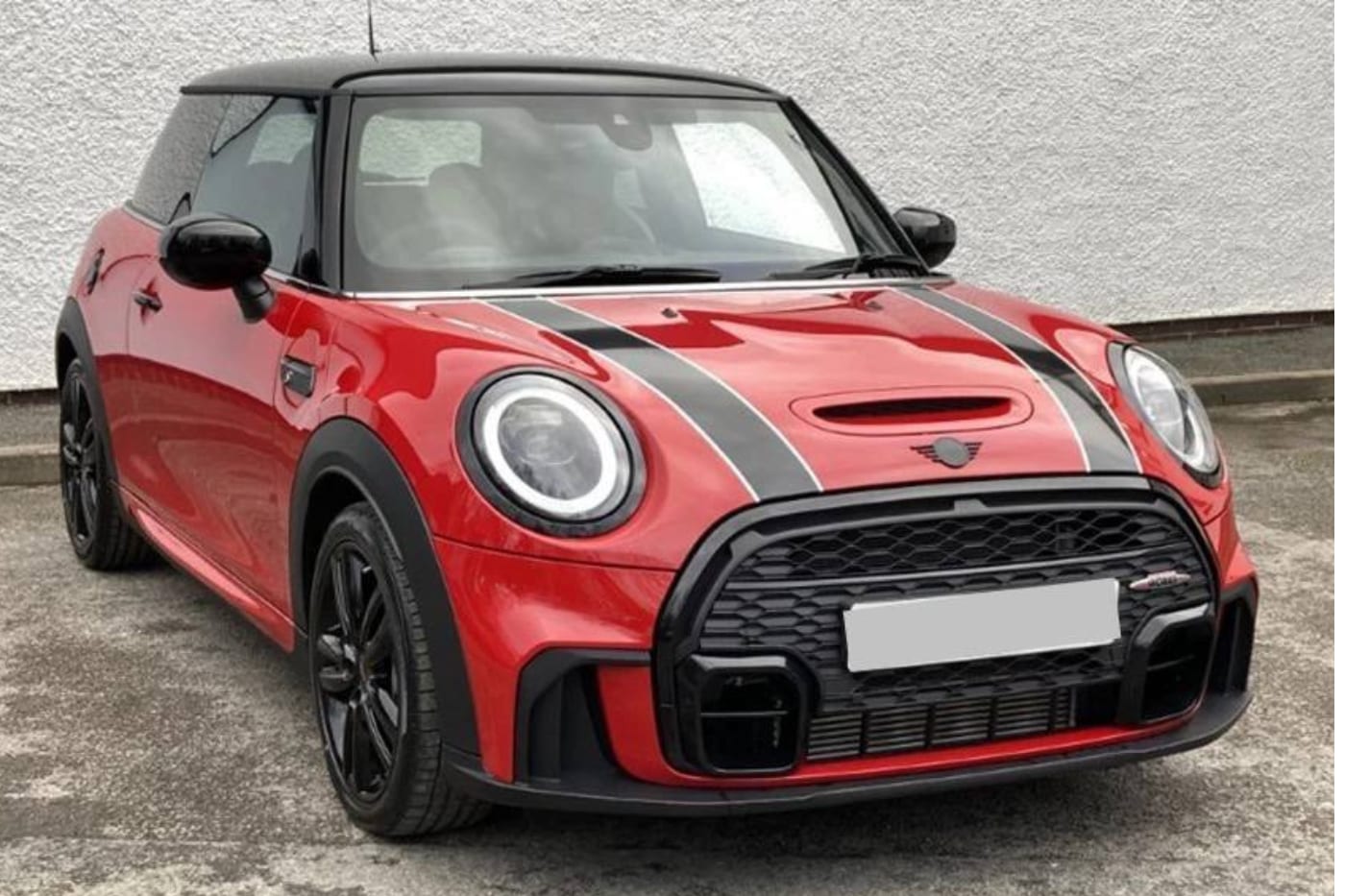 Mini Cooper 2022 — аренда от 120000 Br/сутки