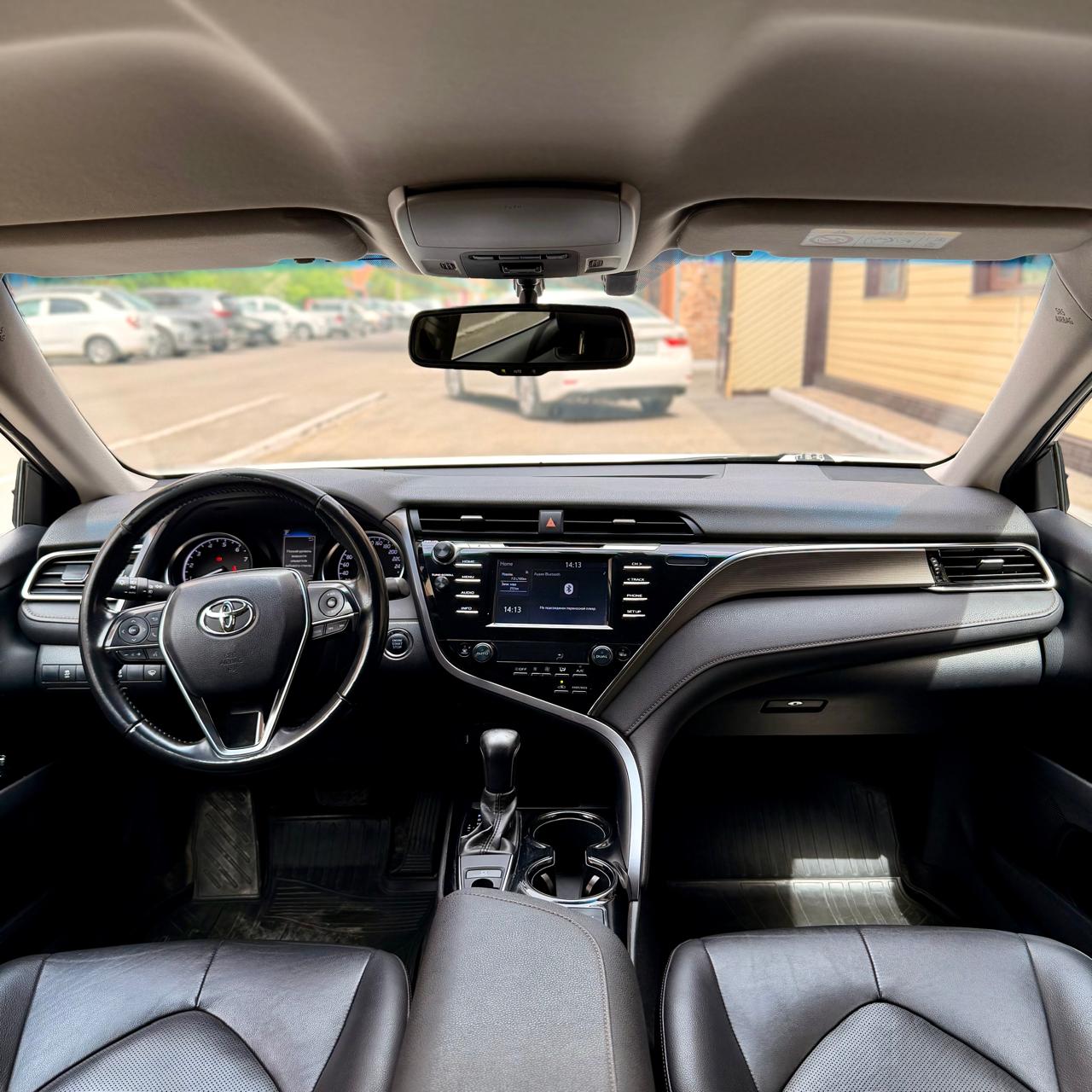Toyota Camry 2021 — фото 3