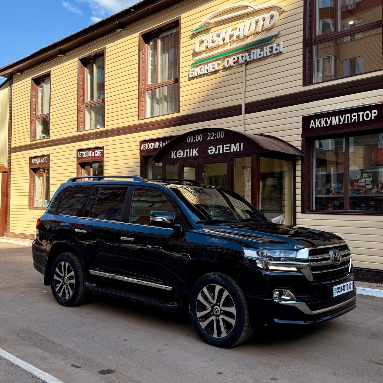 Toyota Land Cruiser 2019 — аренда от 77000 ₸/сутки