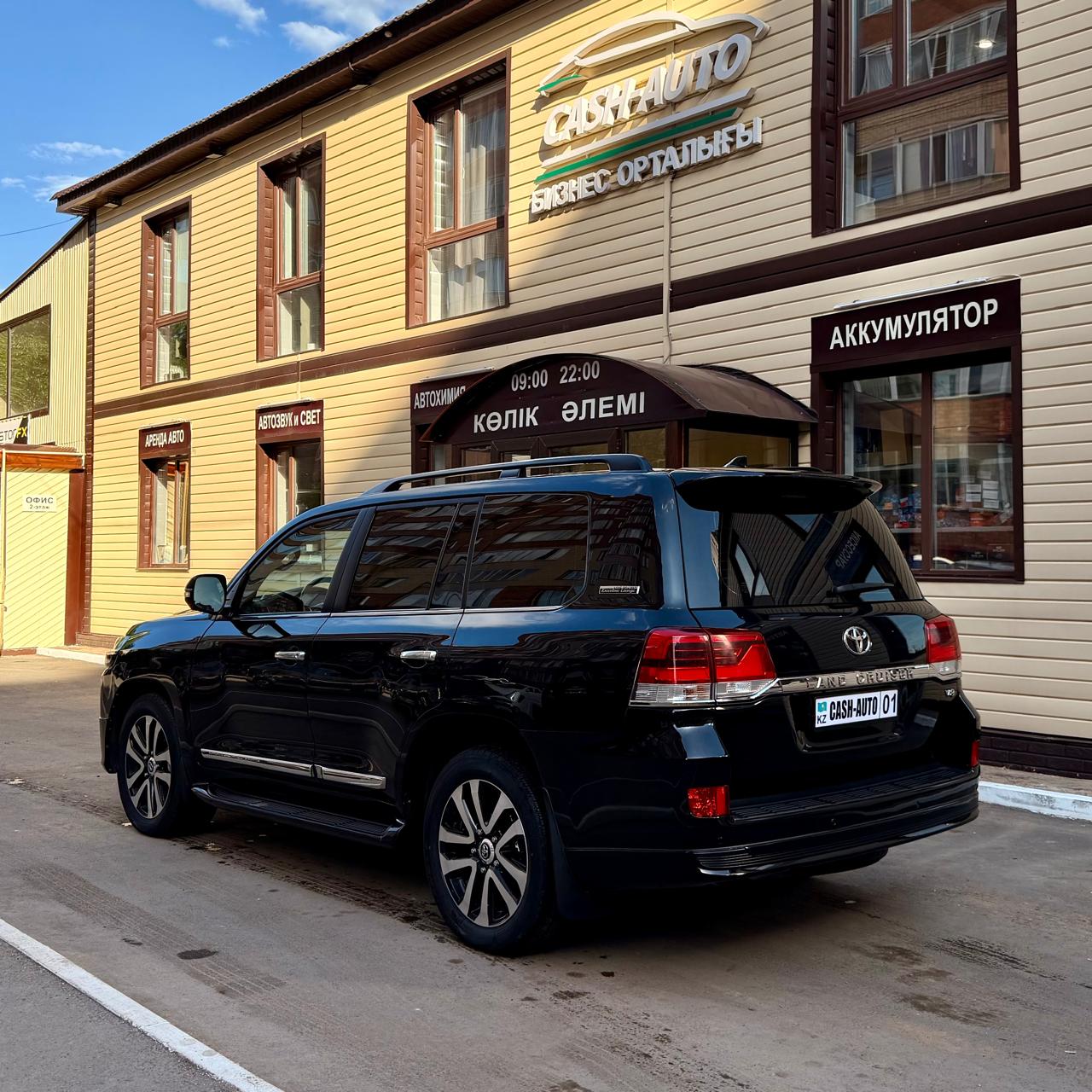 Toyota Land Cruiser 2019 — фото 2