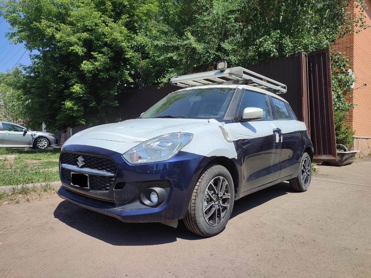 Suzuki Swift Iconic — аренда от 14850 Br/сутки