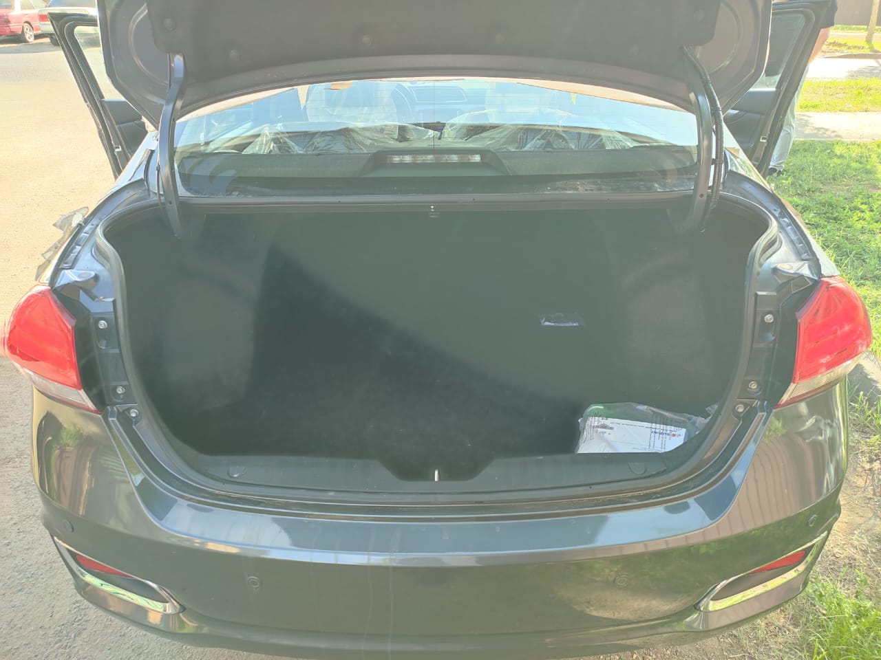 Suzuki Ciaz Nexa Premium — фото 3