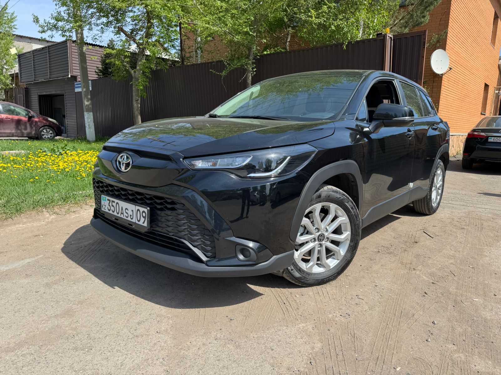 Toyota Frontlander — аренда от 31040 Br/сутки