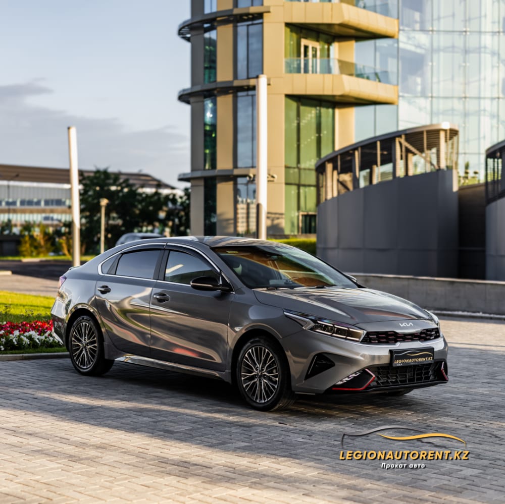 KIA Cerato GT-Line — фото 2