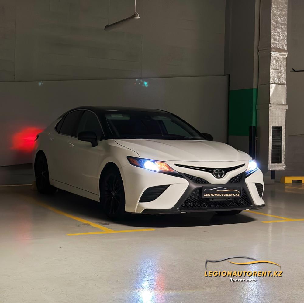 Toyota Camry 70 SE (USA) — аренда от 35000 Br/сутки