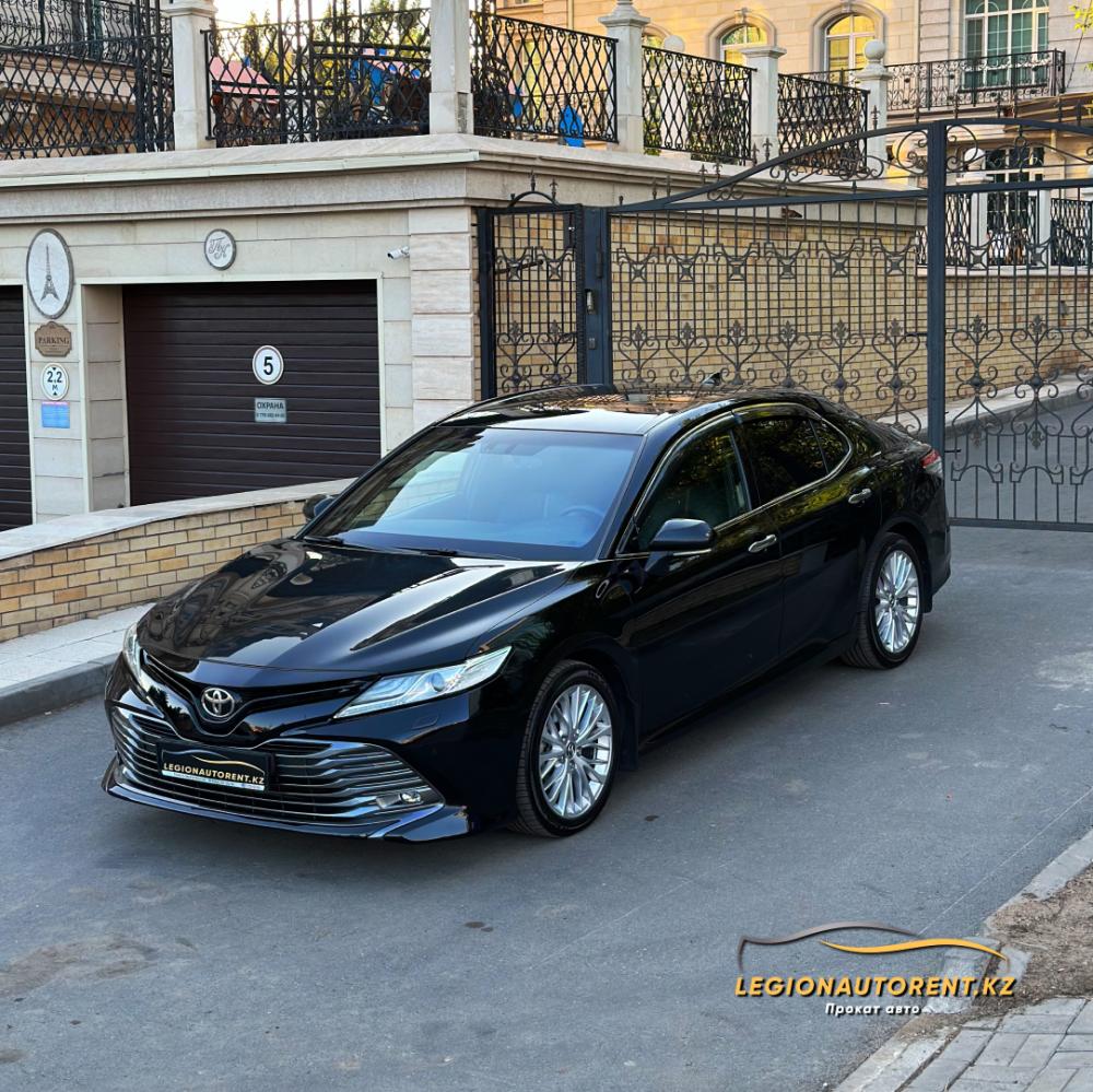 Toyota Camry XV70 Luxe Safety — аренда от 45000 Br/сутки