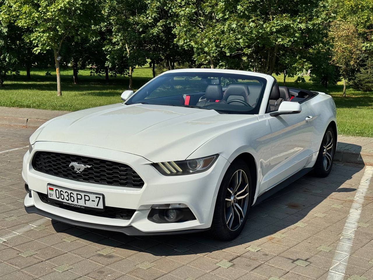 Ford Mustang 2018 — аренда от 432 Br/сутки