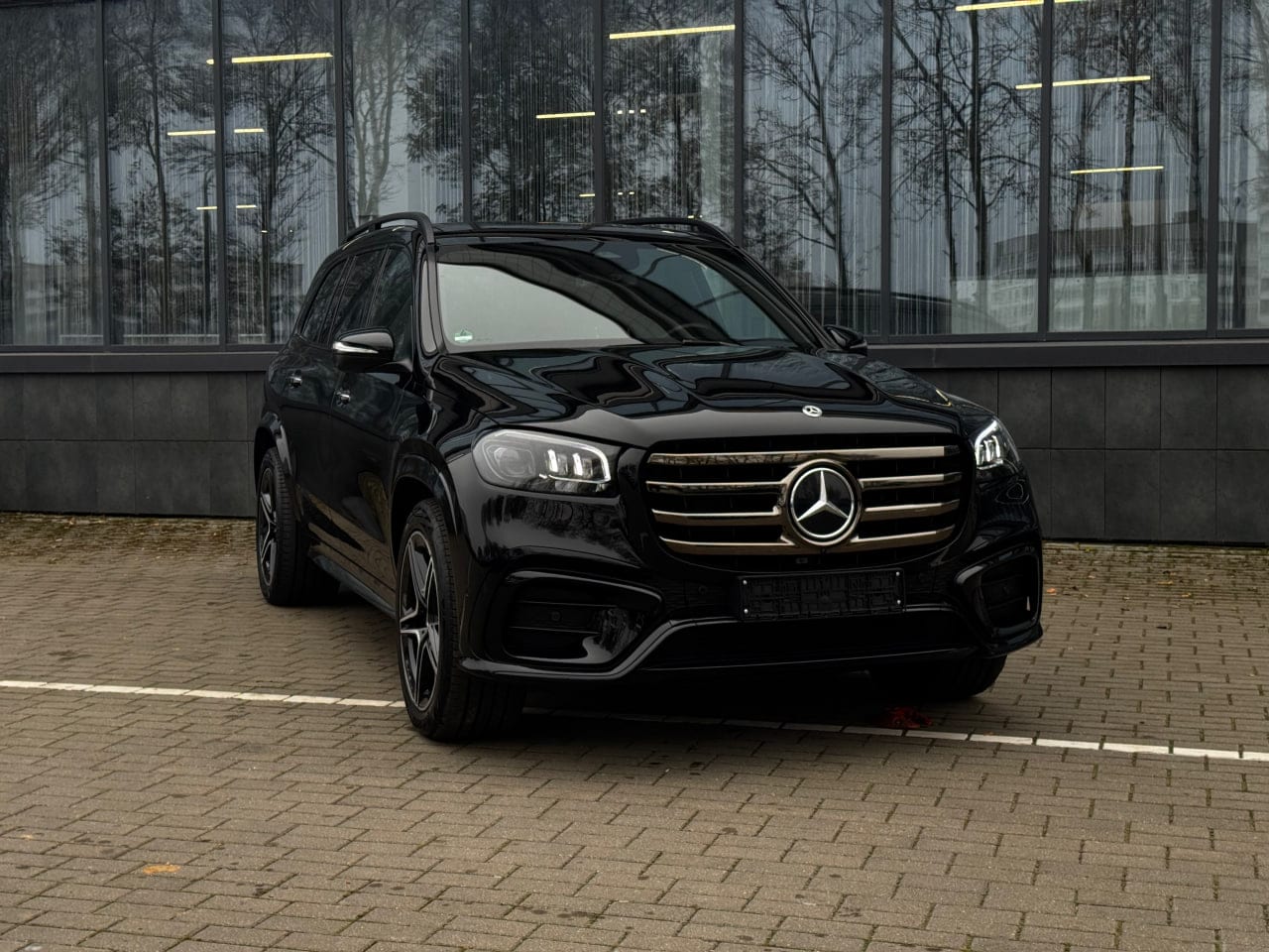 Mercedes-Benz GLS 450d 4MATIC 2024 — аренда от 1200 Br/сутки