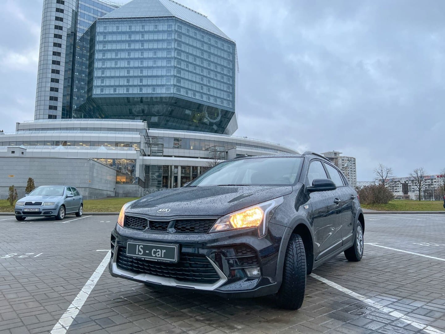 Kia Rio X 2022 — аренда от 128 Br/сутки