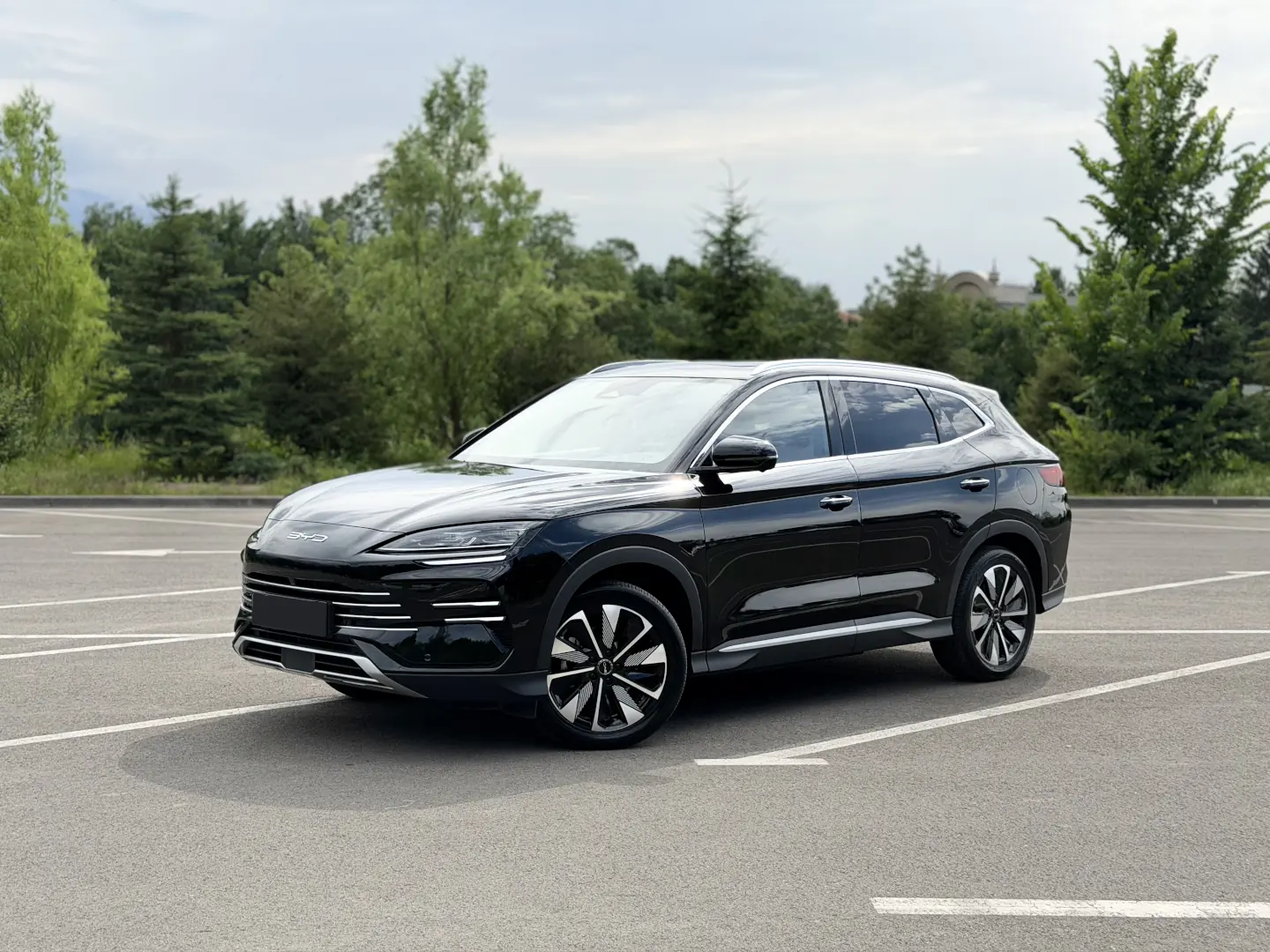 BYD Song Plus 2025 — аренда от 30000 Br/сутки