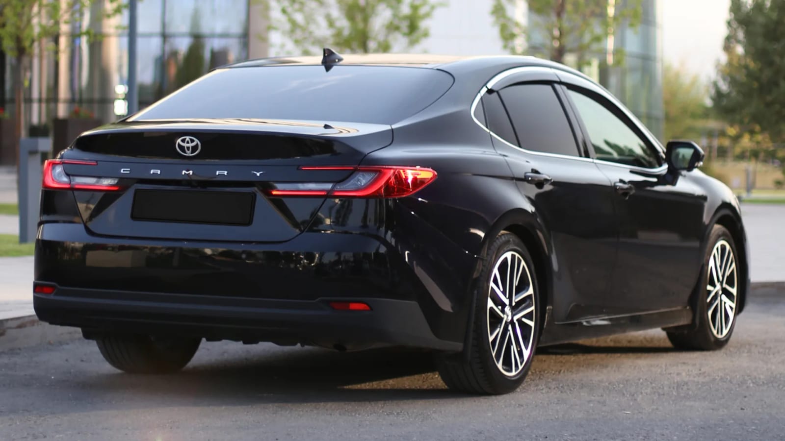 Toyota Camry 80 2024 — фото 2