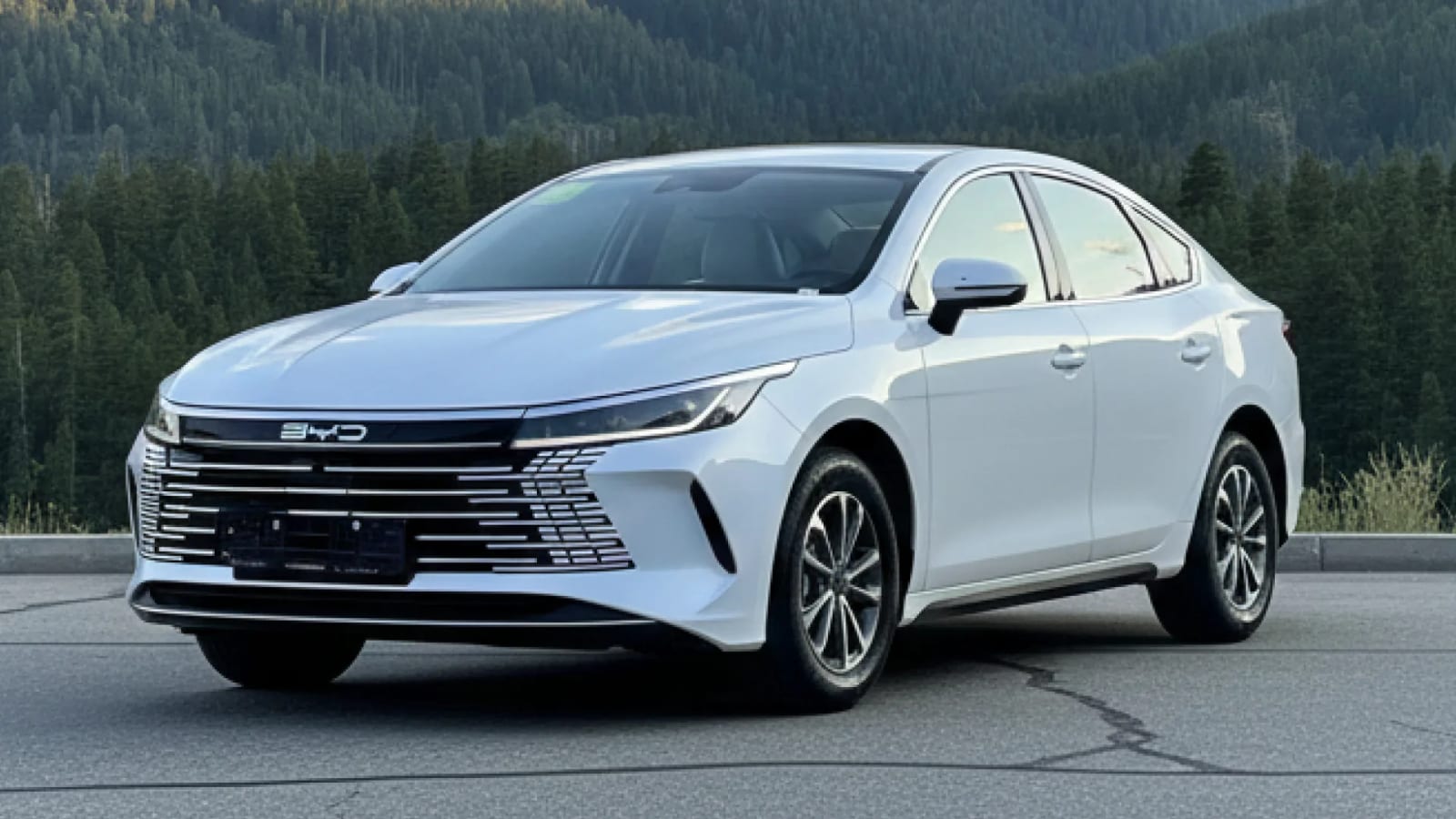 BYD Destroyer 2024 — аренда от 24000 Br/сутки
