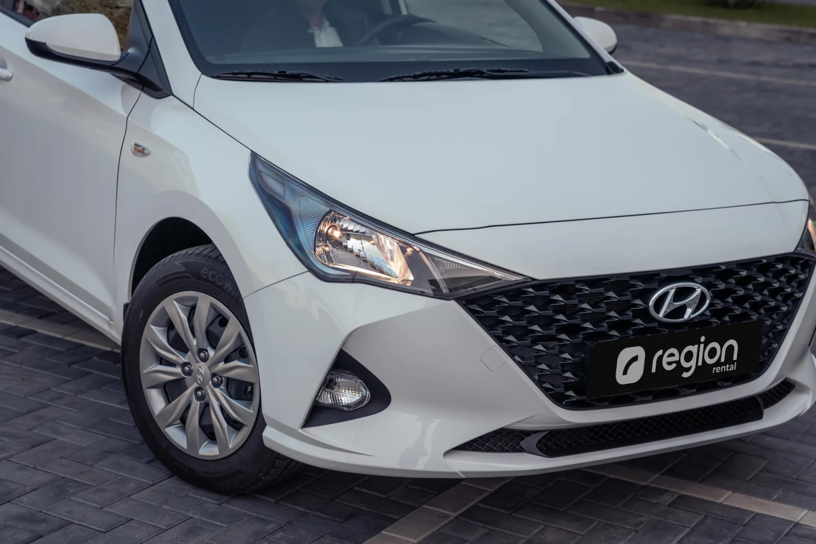 Hyundai Accent 2023 — аренда от 18000 Br/сутки