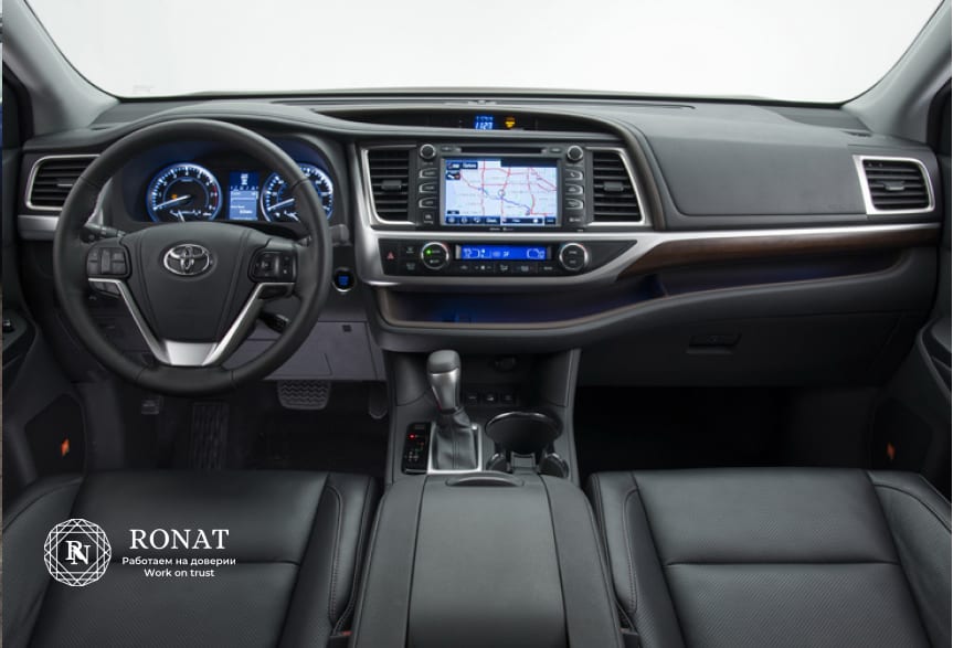 Toyota Highlander — фото 2