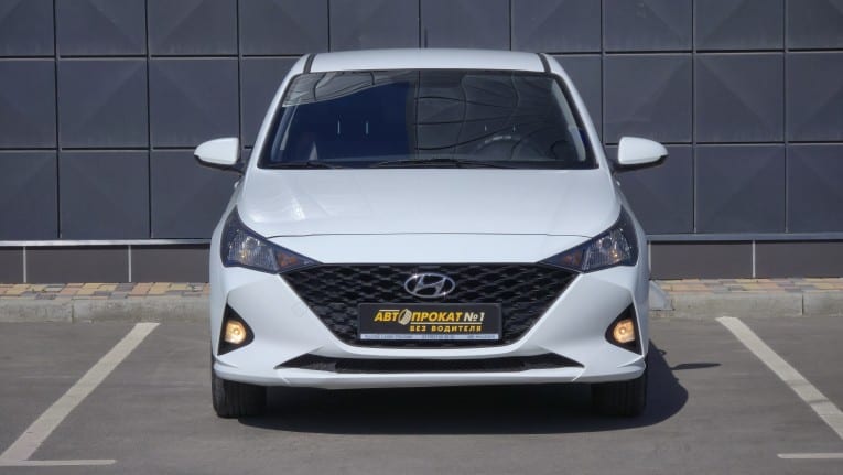 Hyundai Accent 2020 — фото 3