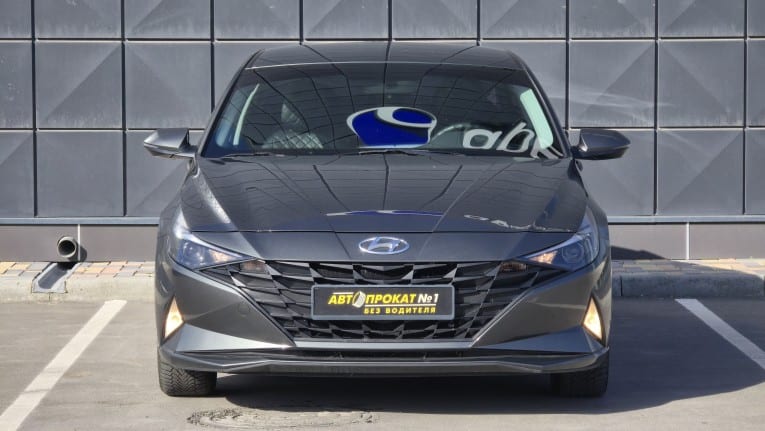 Hyundai Elantra 2022 — фото 3