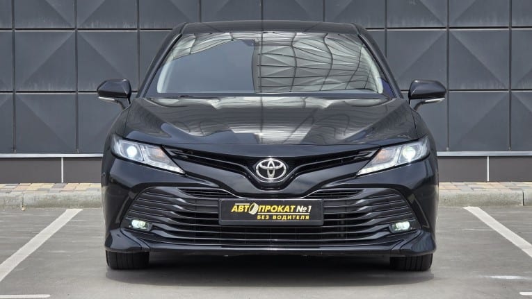 Toyota Camry 2020 — фото 3