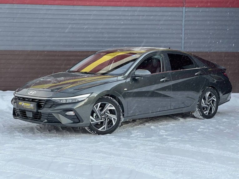 Hyundai Elantra 2023 — фото 2