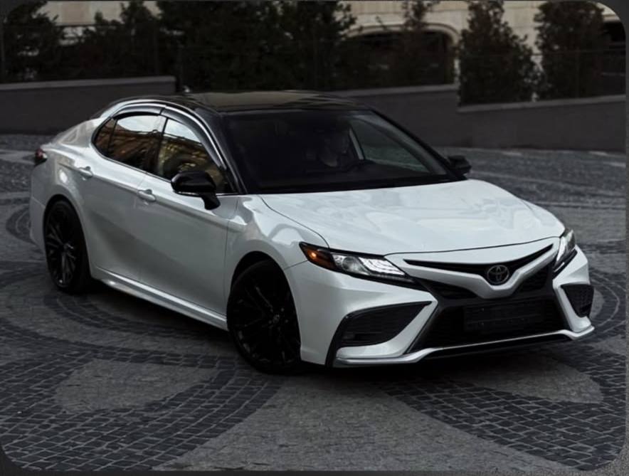 Toyota Camry 75 — аренда от 35000 Br/сутки