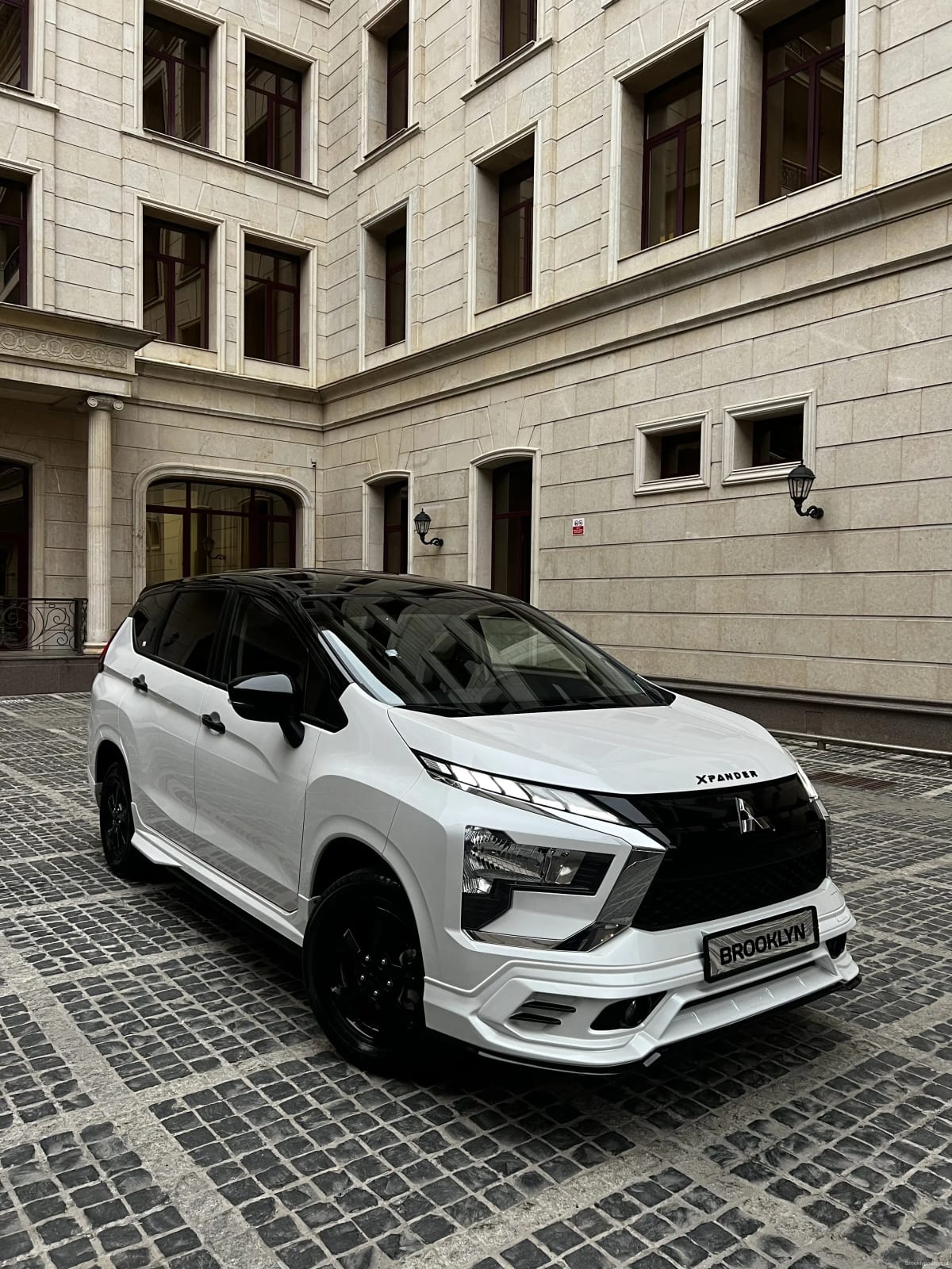 Mitsubishi Xpander 2023 — фото 2