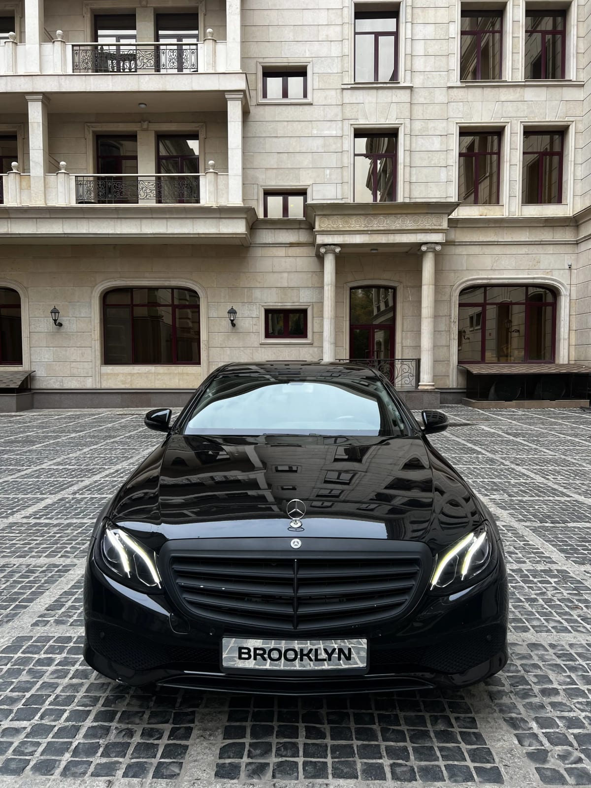 Mercedes-Benz E200 W213 2018 — аренда от 50000 Br/сутки