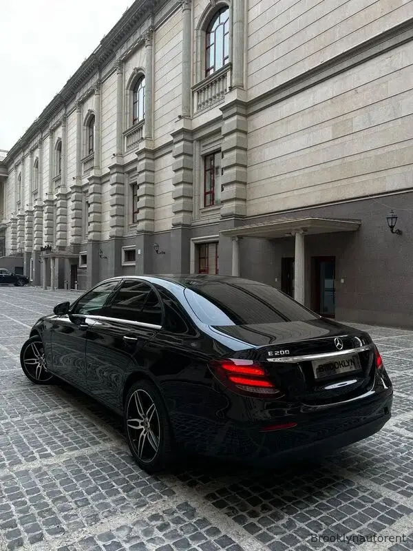 Mercedes-Benz E200 W213 2018 — фото 4