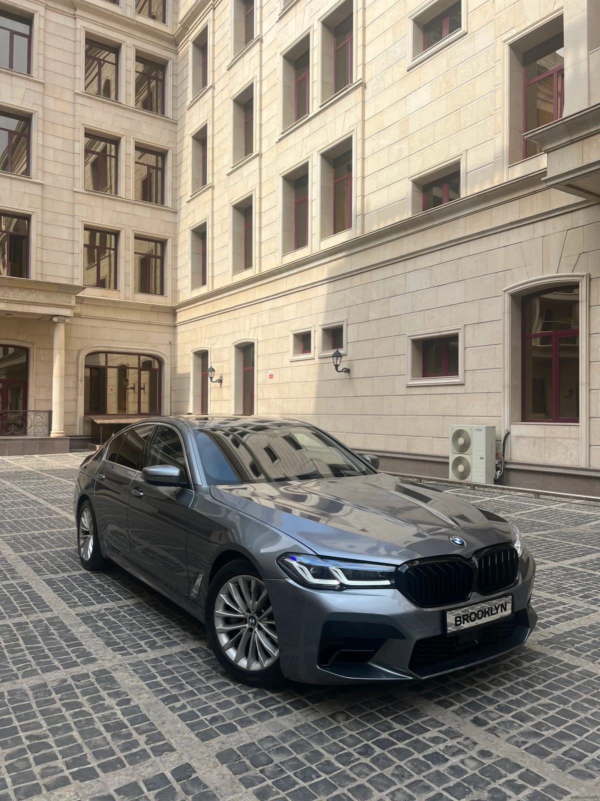 BMW 530i 2018 — фото 2