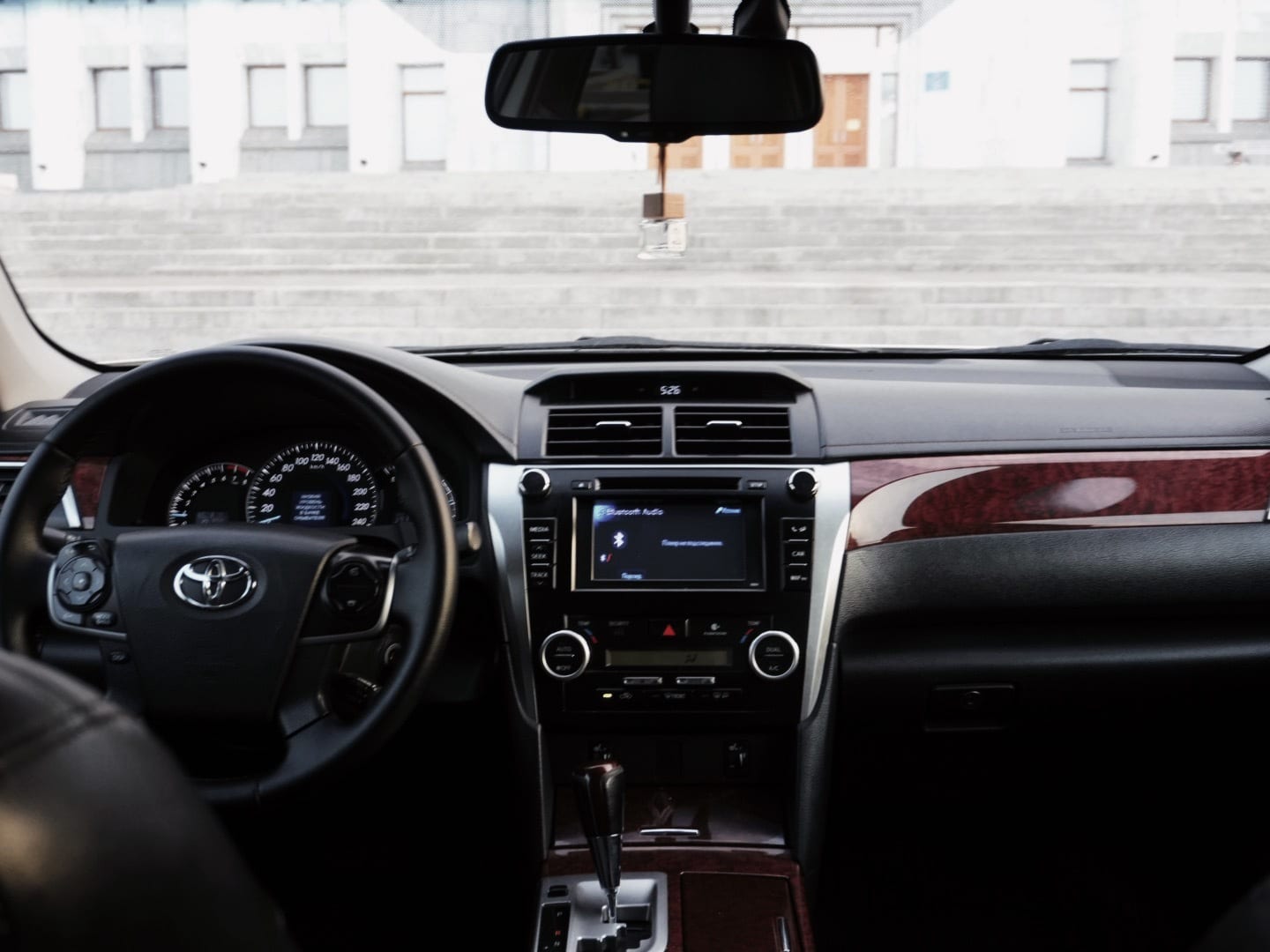 Toyota Camry 2014 — фото 3