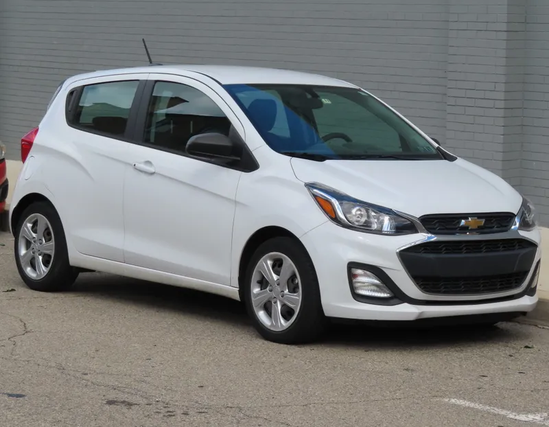 Chevrolet Spark — аренда от 7000 Br/сутки