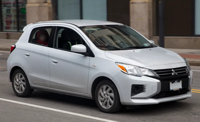 Mitsubishi Mirage — аренда от 6000 Br/сутки