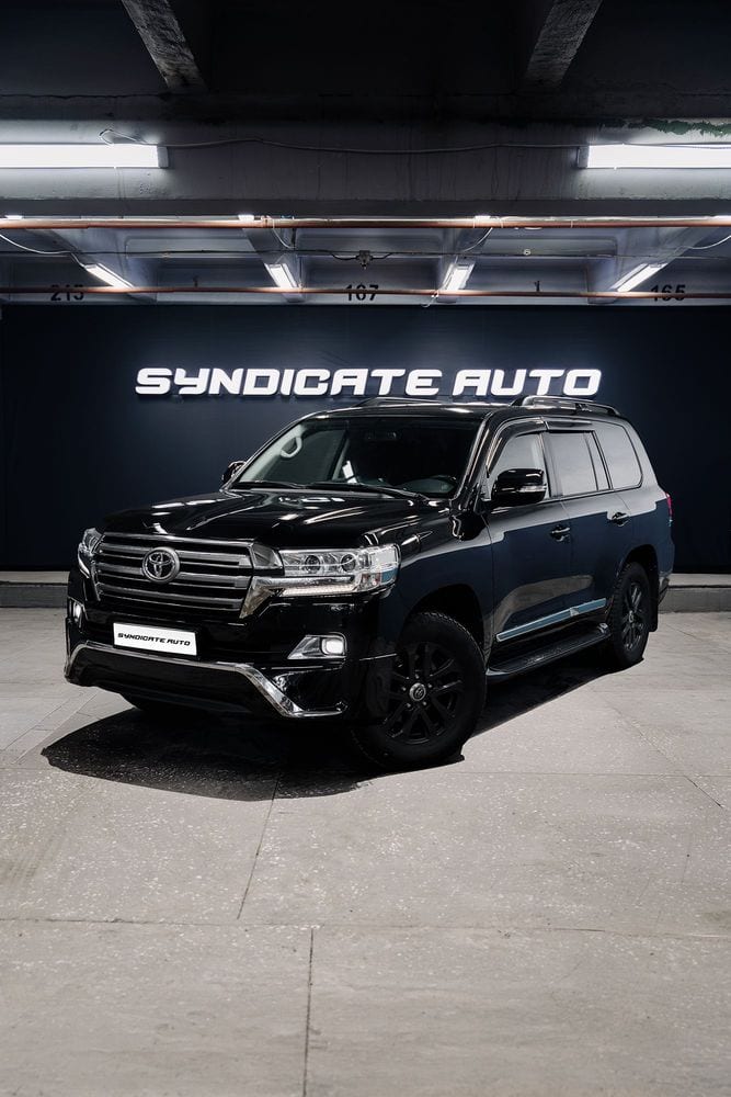 Toyota Land Cruiser 200 2021 — аренда от 80000 Br/сутки