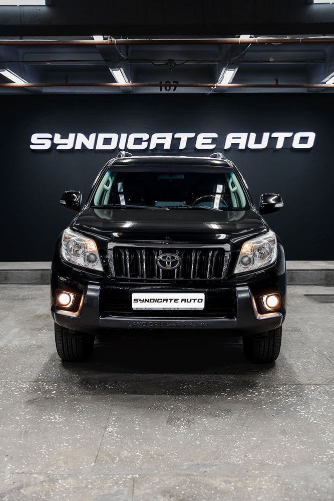 Toyota Land Cruiser Prado 150 2011 — фото 2