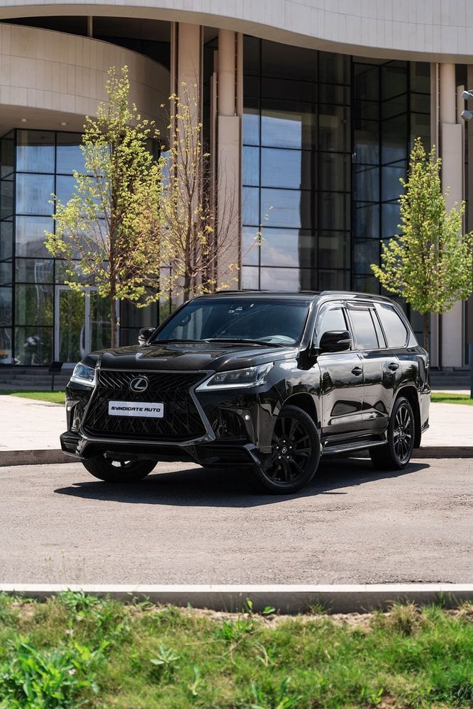 Lexus LX 570 2018 — аренда от 190000 Br/сутки