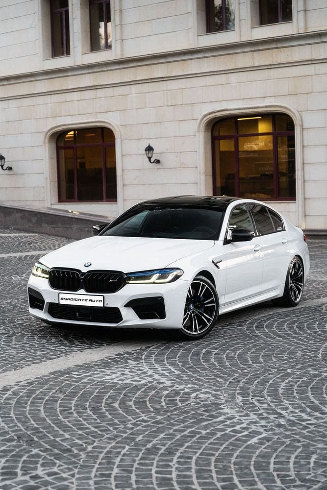 BMW M5 2019 — аренда от 450000 Br/сутки