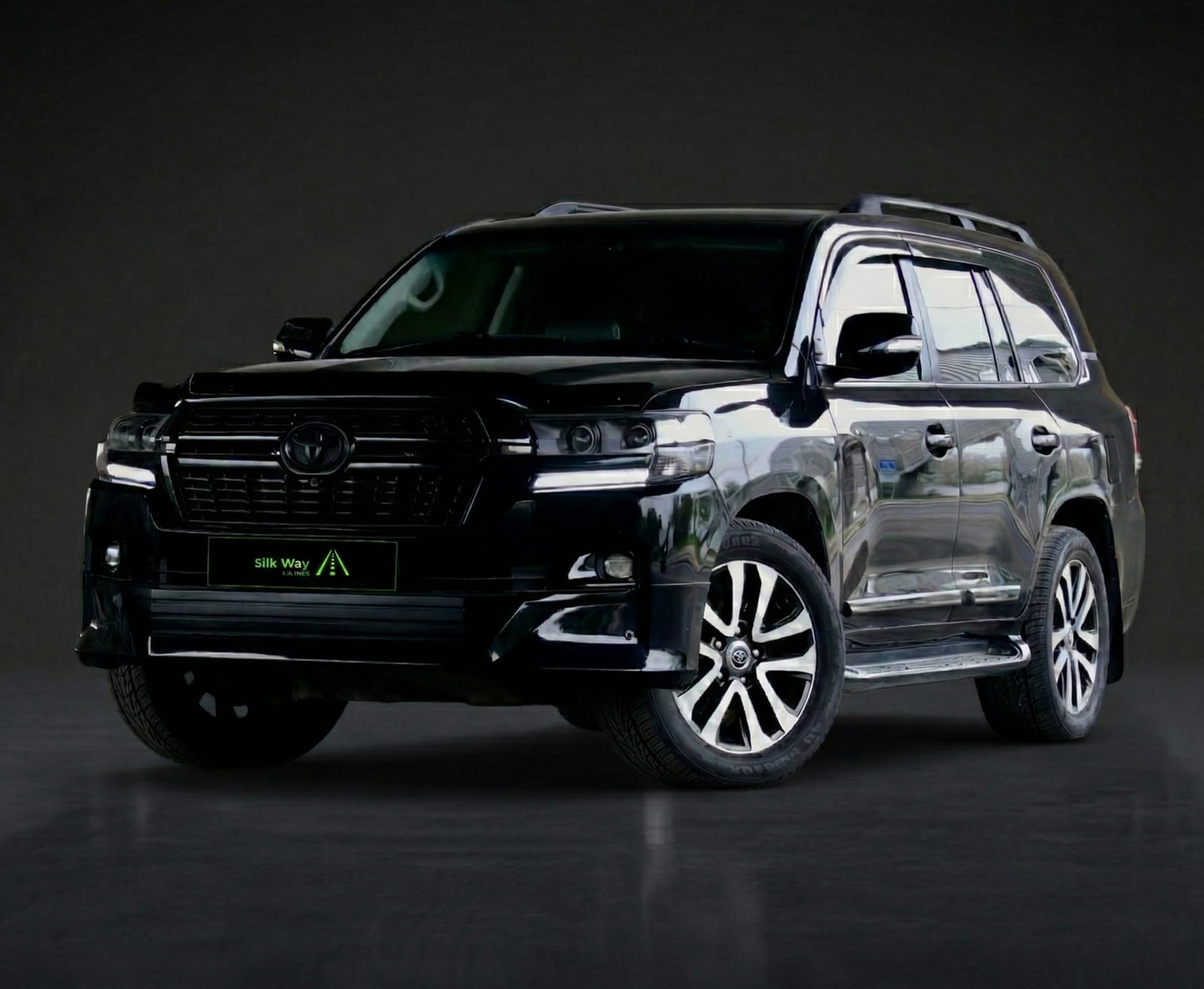 Toyota Land Cruiser 200 — аренда от 65000 Br/сутки