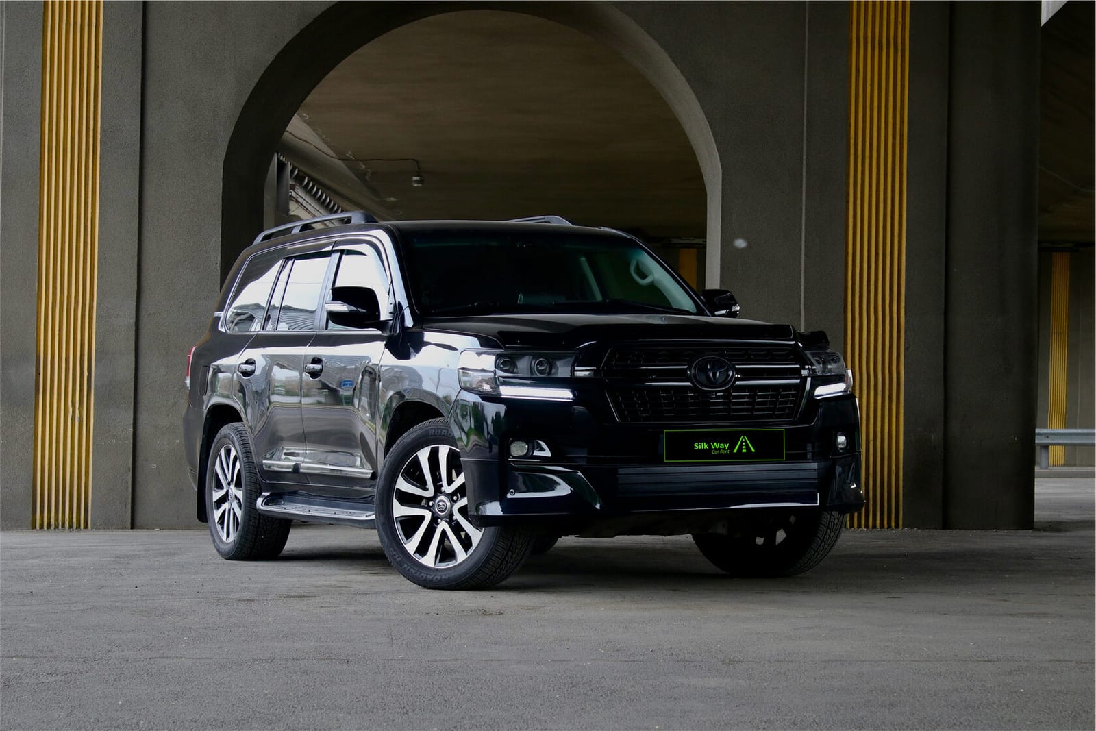 Toyota Land Cruiser 200 — фото 2