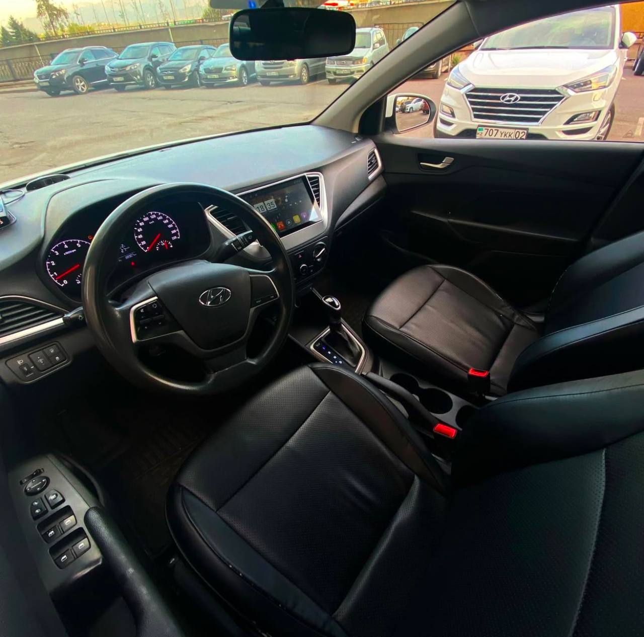 Hyundai Elantra — фото 2