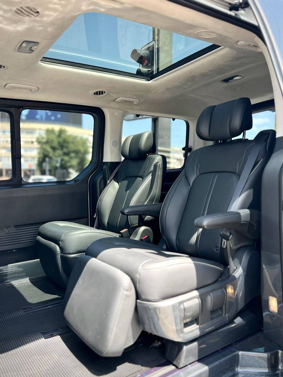 Hyundai Staria — фото 4