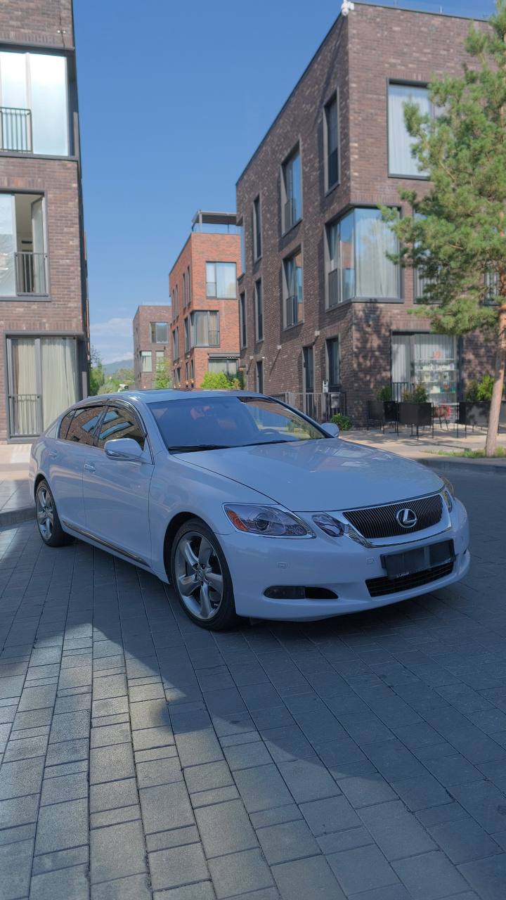 Lexus GS 250 — аренда от 25000 Br/сутки